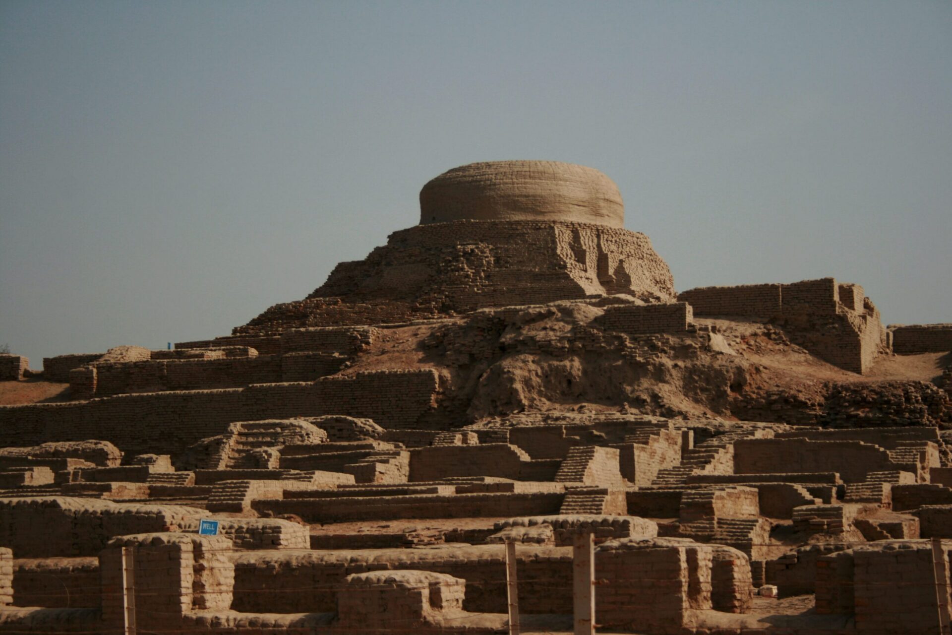 Picture of the Archaeological Ruins at Moenjodaro.